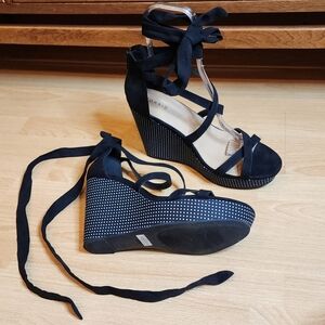 Torrid Black Polka Dot Strappy Ankle Wrap Platform Wedge Shoe Sandal Size 13WW